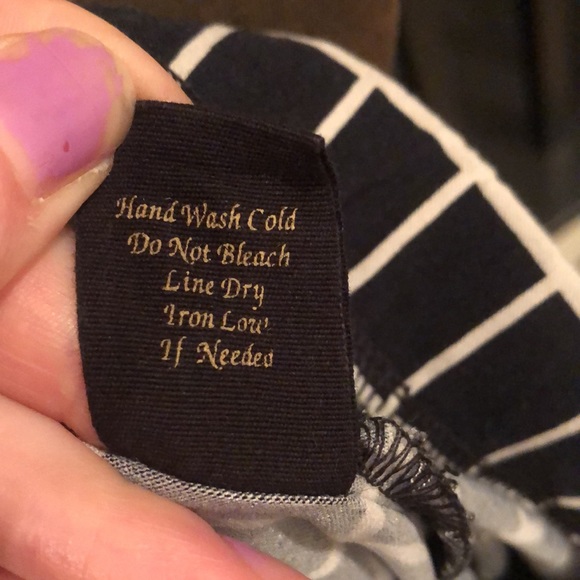 Black and White Stretchy Pants - Picture 10 of 10